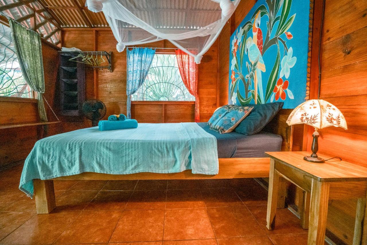 Casitas Las Flores Puerto Viejo de Talamanca Exteriör bild